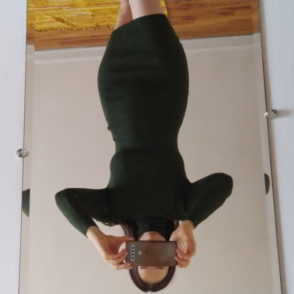 Hera collection midi dress, small